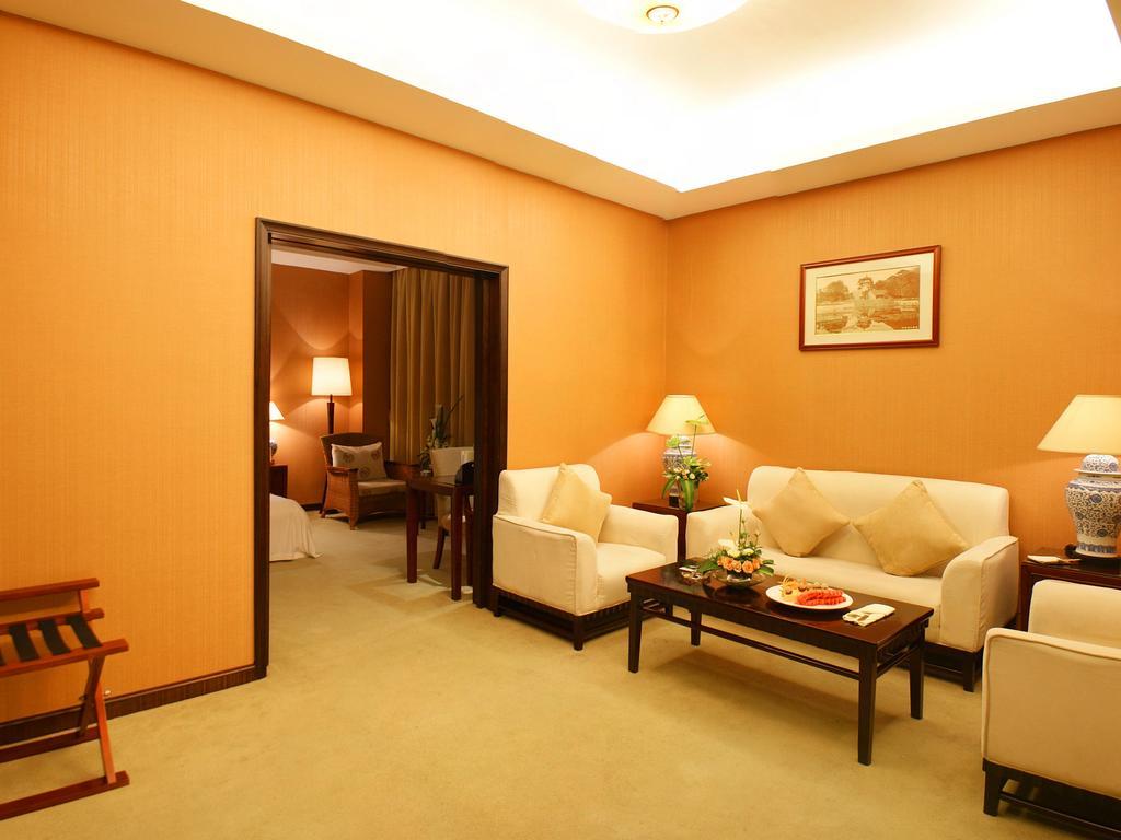 Yiwu Yi He Hotel Extérieur photo